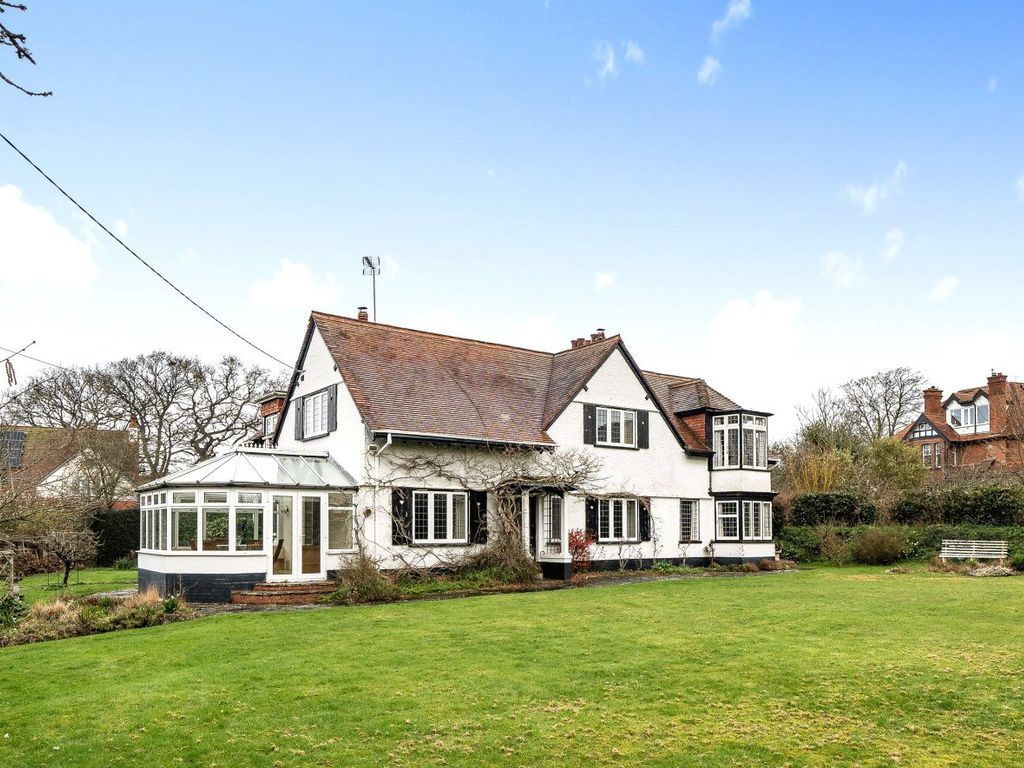 4 bed detached house for sale in Exton, Exeter EX3, £950,000