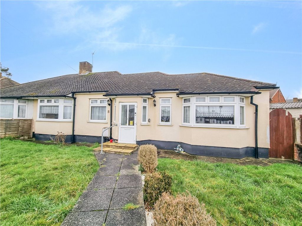 3 bed bungalow for sale in Edmunds Avenue, St Pauls Cray, Kent BR5, £400,000