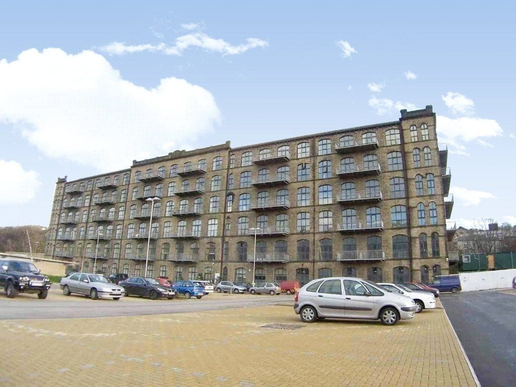2 bed flat to rent in Titanic Mills, Low Westwood Lane, Linthwaite, Huddersfield HD7, £875 pcm
