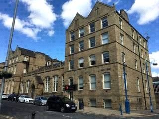 6 bed flat to rent in Northumberland Street, Town Centre, Huddersfield HD1, £2,210 pcm