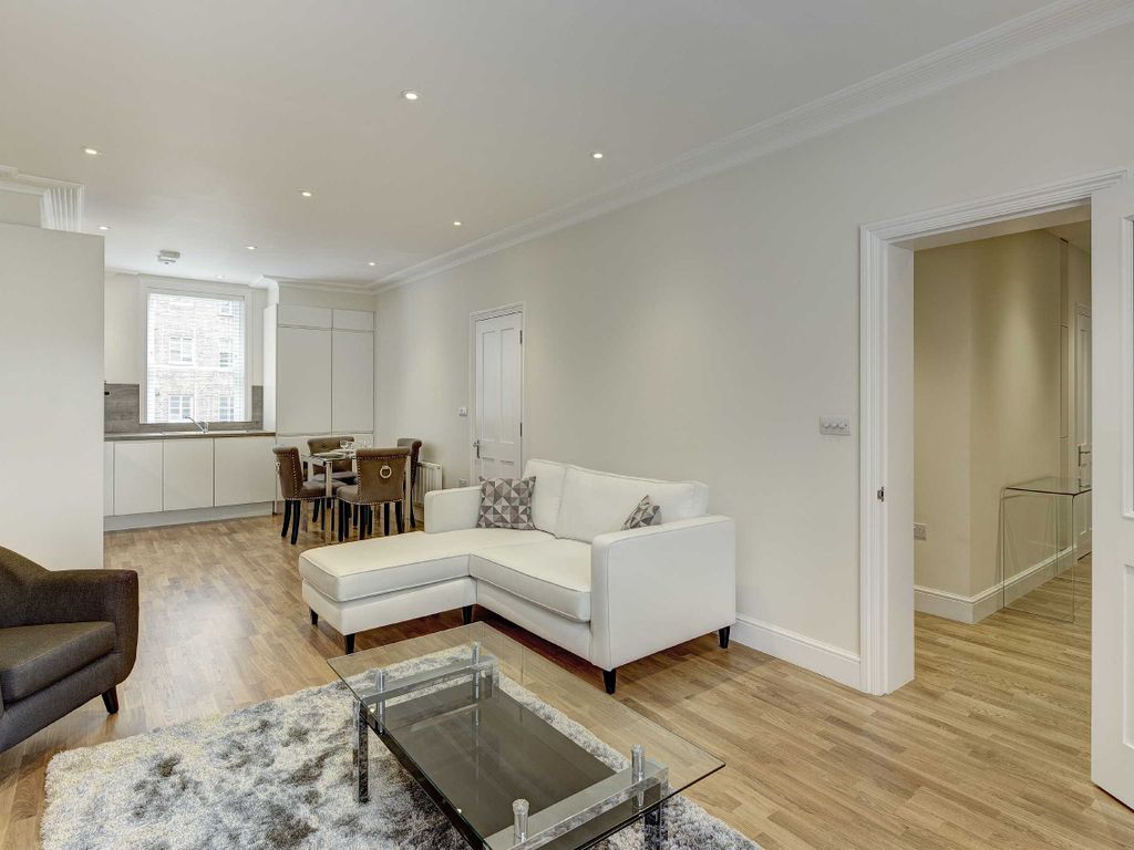 1 bed flat to rent in Ravenscourt Park, Hammersmith W6, £2,752 pcm
