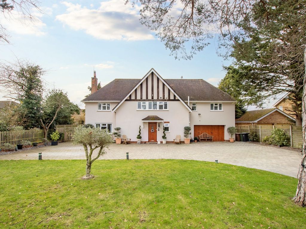 5 bed detached house for sale in Priory Lane, South Wootton, King