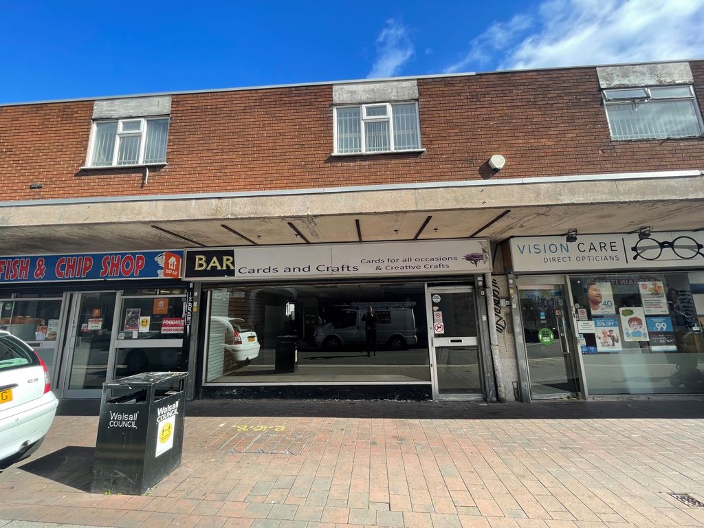 Retail premises to let in Stafford Street, Willenhall, West Midlands WV13, £12,000 pa