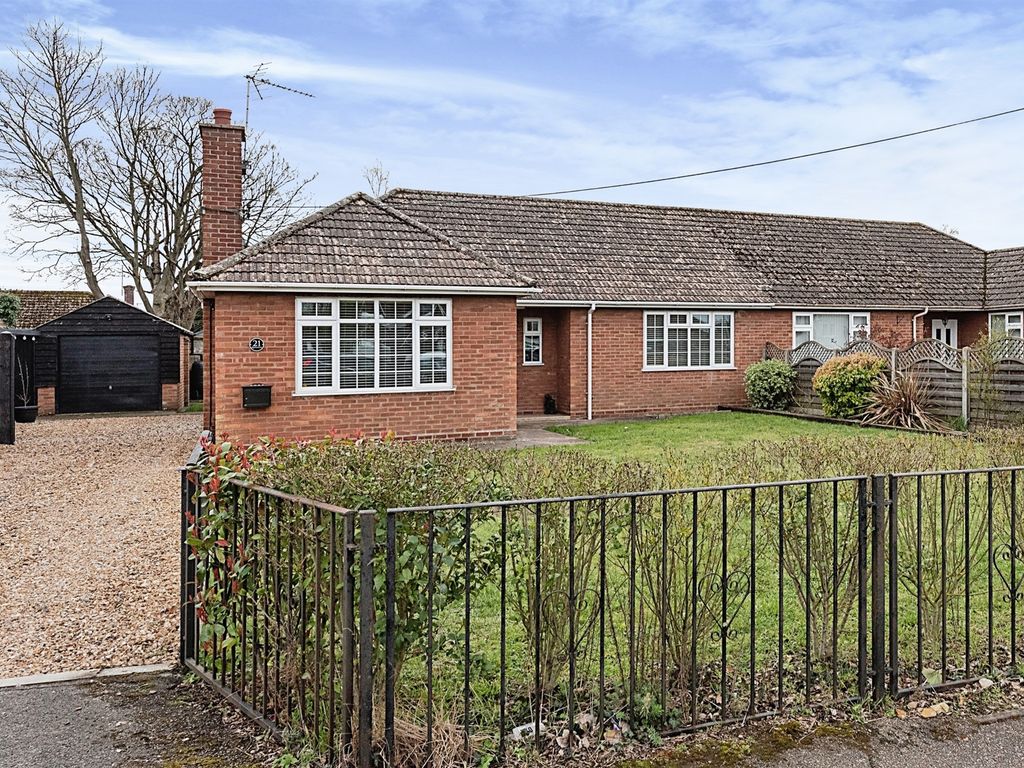 3 bed semi-detached bungalow for sale in Queensway, Mildenhall, Bury St. Edmunds IP28, £325,000