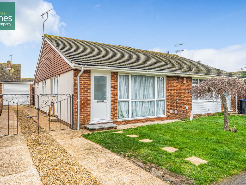 2 bed bungalow to rent in Brook Way, Lancing, West Sussex BN15, £1,295 pcm