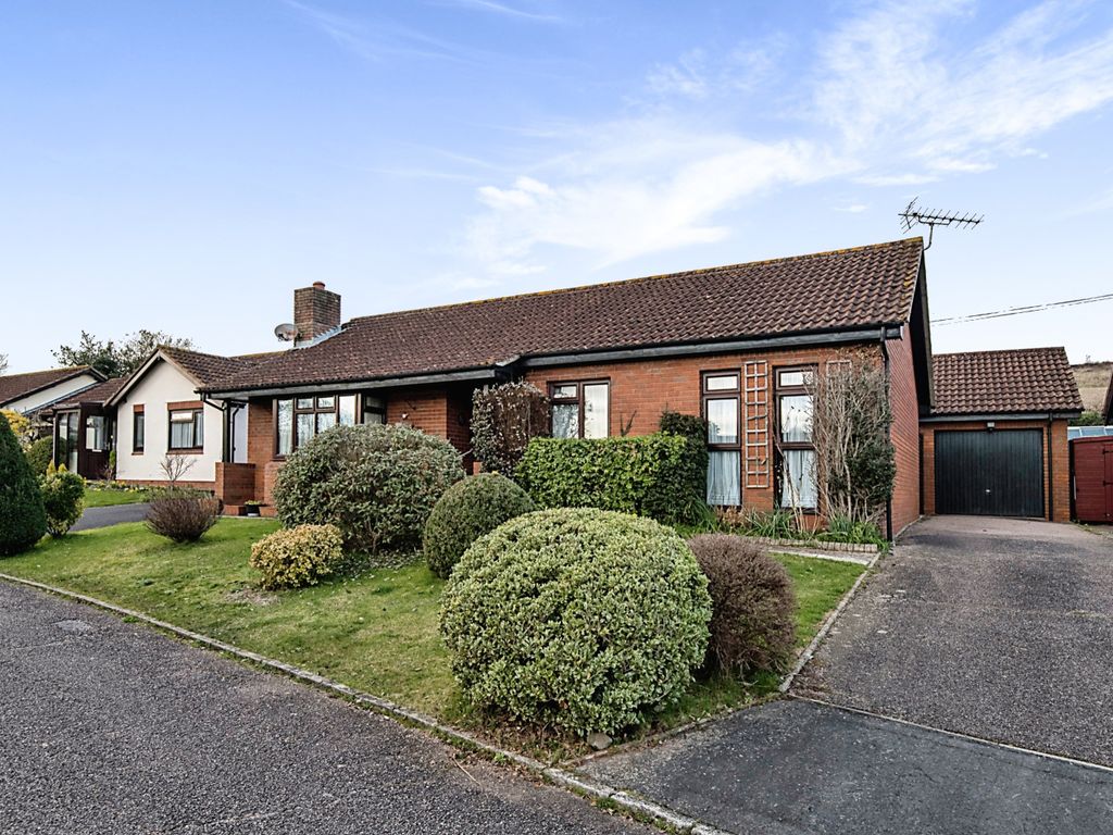 3 bed detached bungalow for sale in Lark Rise, Sidmouth EX10, £425,000