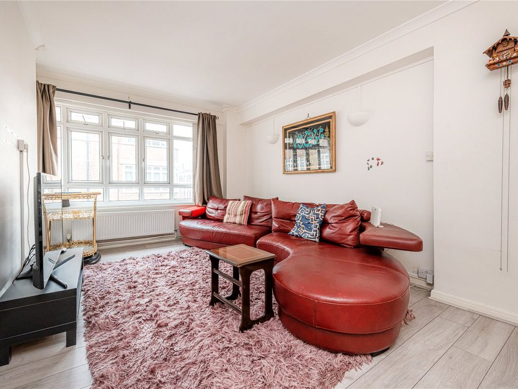2 bed flat for sale in Portsea Hall, London W2, £695,000