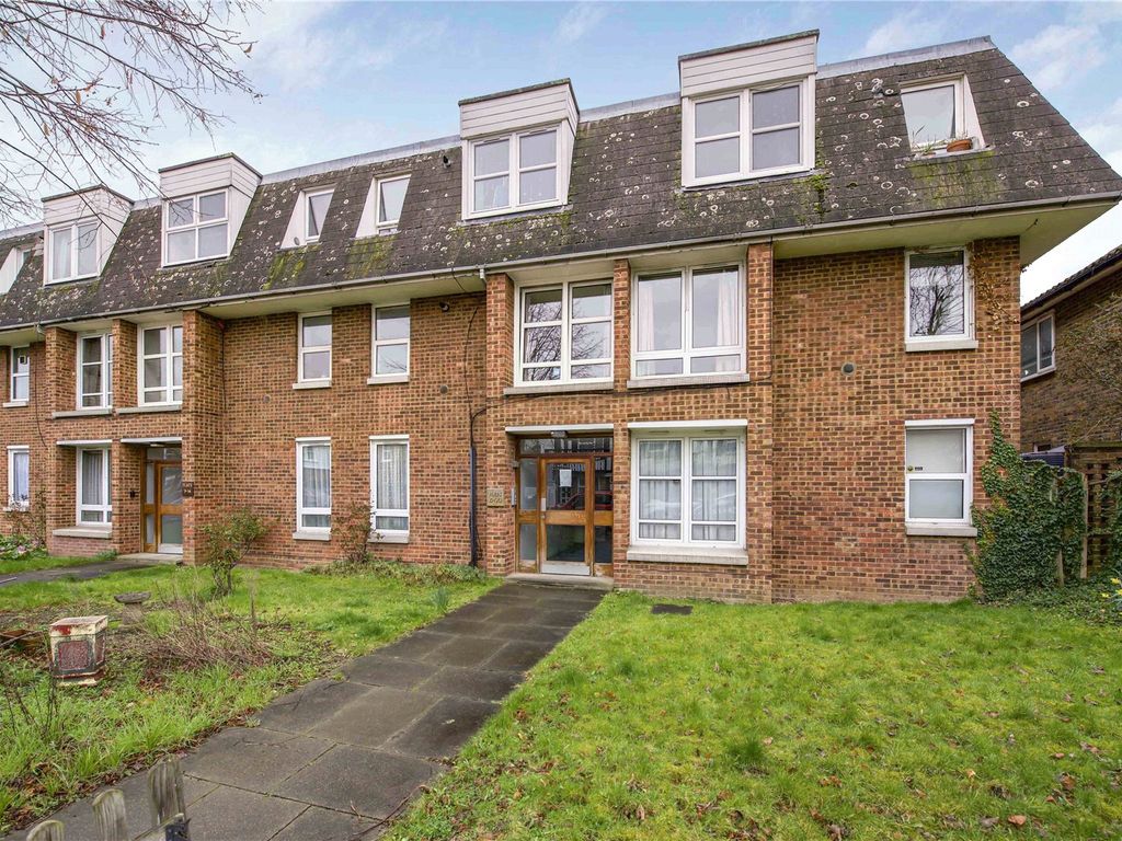 2 bed flat for sale in Roebuck Court, 29 Rodney Road, New Malden KT3, £375,000