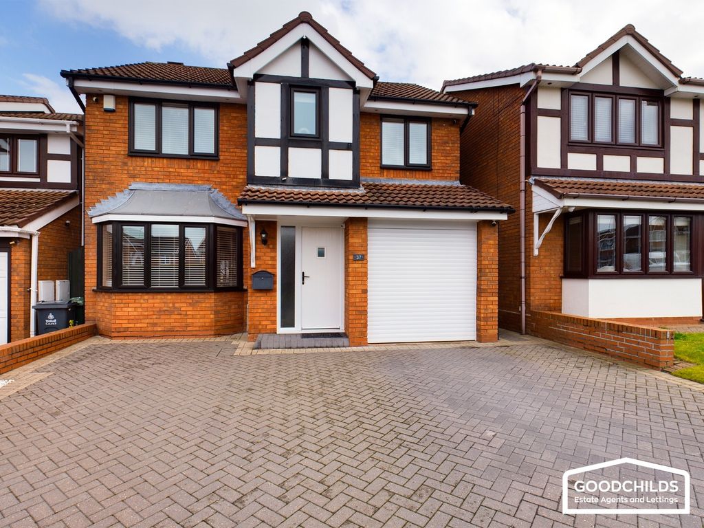 4 bed detached house for sale in Sunningdale Way, Turnberry, Bloxwich WS3, £375,000
