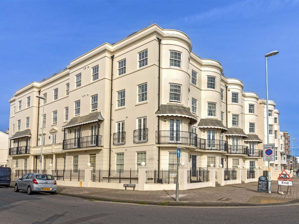 2 bed flat for sale in Marine Parade, Worthing BN11, £375,000