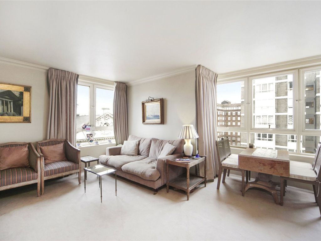 1 bed flat for sale in Chelsea Towers, Chelsea Manor Gardens, Chelsea, London SW3, £395,000