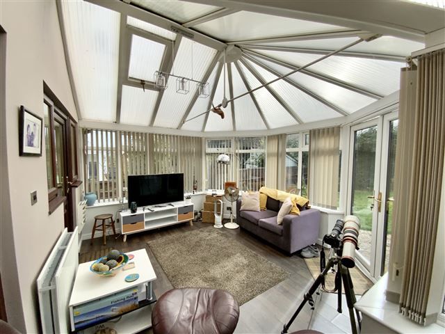 4 bed detached house for sale in Daniels Drive, Aughton, Sheffield S26, £330,000