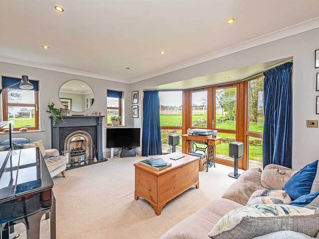 3 bed semi-detached house for sale in Helsby Road, Alvanley, Frodsham WA6, £399,950