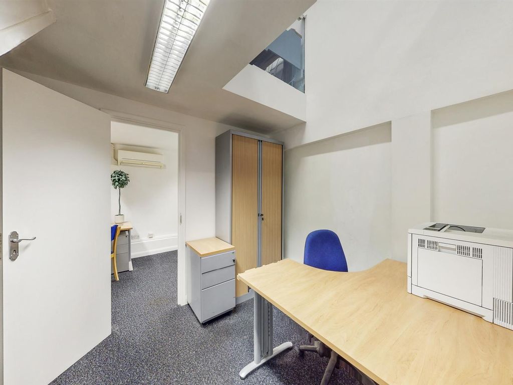 Office to let in Old Street, Clerkenwell EC1V, £60,000 pa