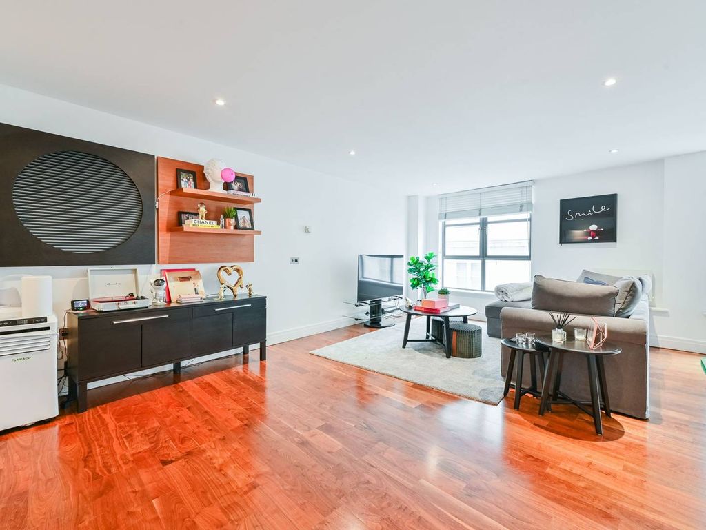 2 bed flat for sale in Harlequin Court, Covent Garden, London WC2E, £1,500,000