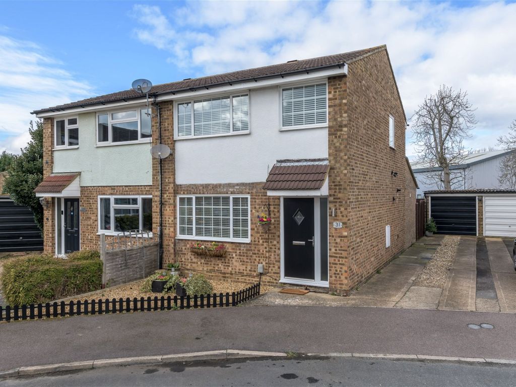 3 bed semi-detached house for sale in Saxon Avenue, Stotfold, Hitchin SG5, £395,000