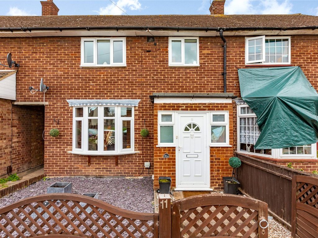 3 bed terraced house for sale in Enborne Green, South Ockendon, Essex RM15, £350,000
