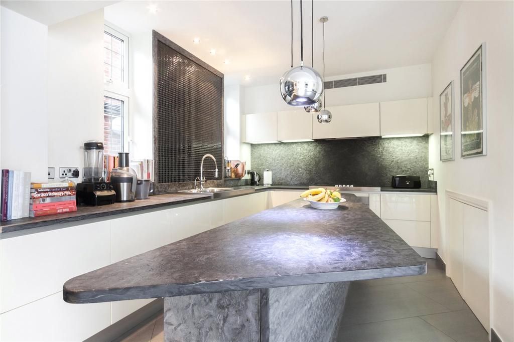6 bed detached house to rent in St John's Wood Road, St Johns Wood NW8, £21,450 pcm