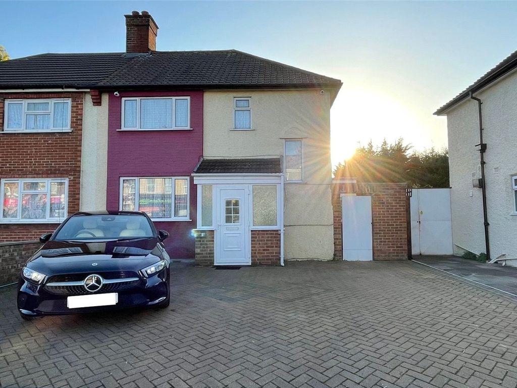 3 bed detached house for sale in Mitcham Road, Croydon CR0, £525,000