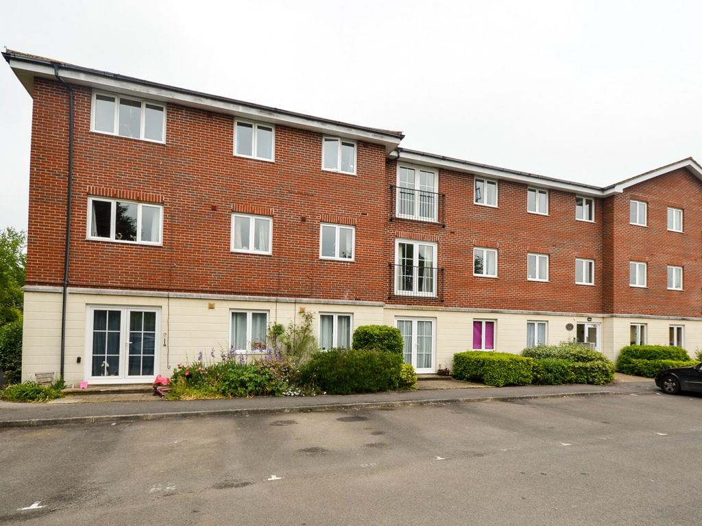 2 bed flat to rent in 4 Petworth Court, Brooker