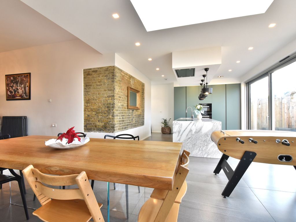 6 bed property for sale in Barry Road252 Barry Road, London SE22, £2,390,000