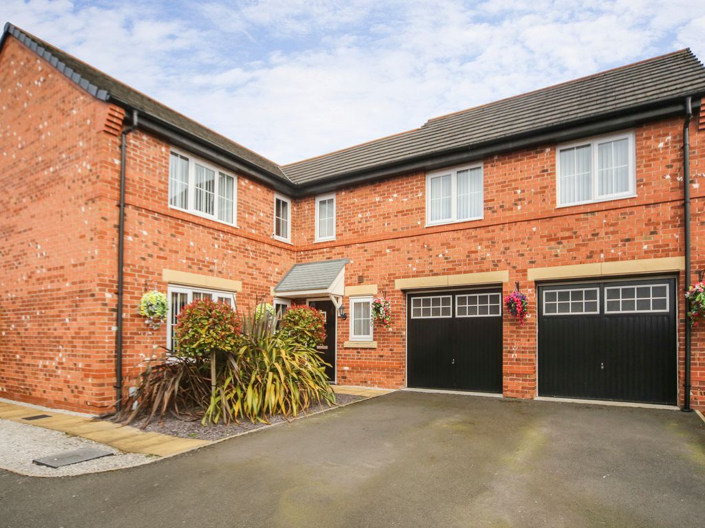 4 bed detached house for sale in Sandstone Lane, Tarporley CW6, £600,000
