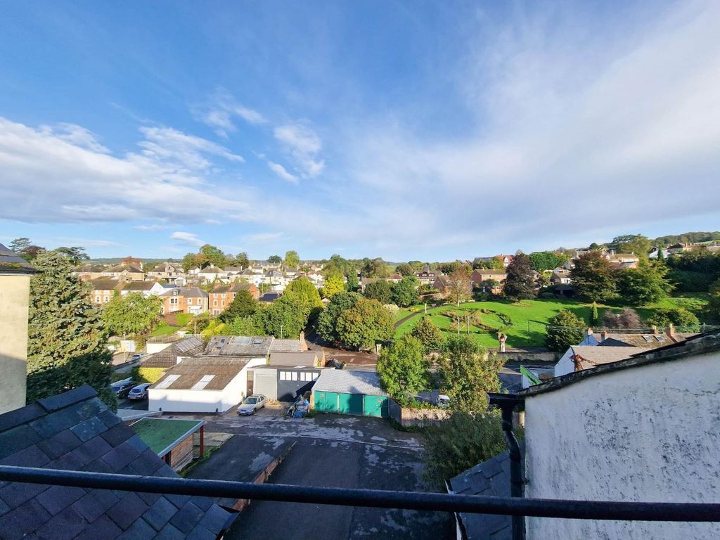 Property for sale in Lansdown, Stroud GL5, £450,000