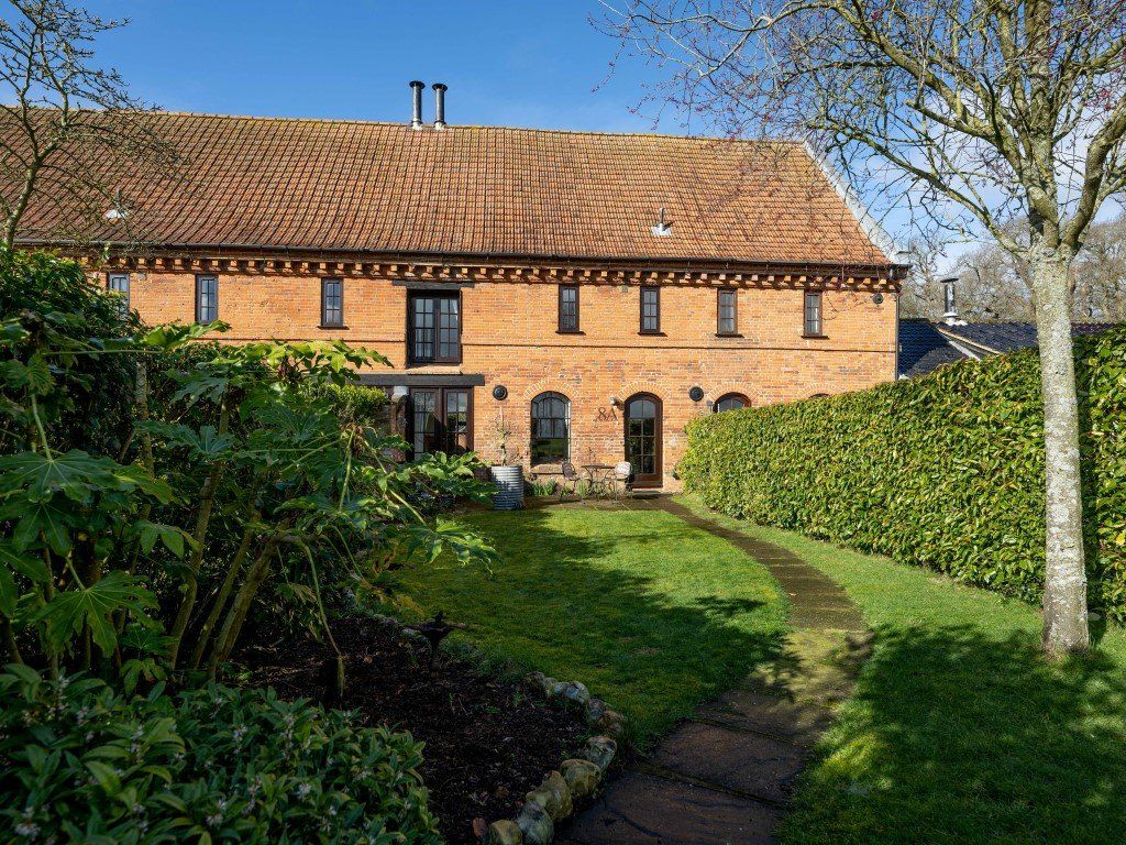 3 bed barn conversion for sale in Melton Park, Melton Constable NR24, £475,000