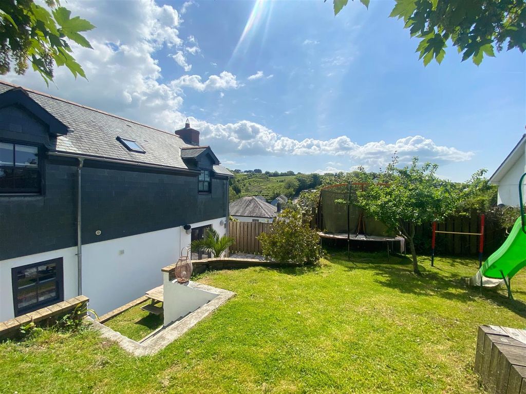 3 bed detached house for sale in Steamers Hill, Angarrack, Hayle TR27, £599,950