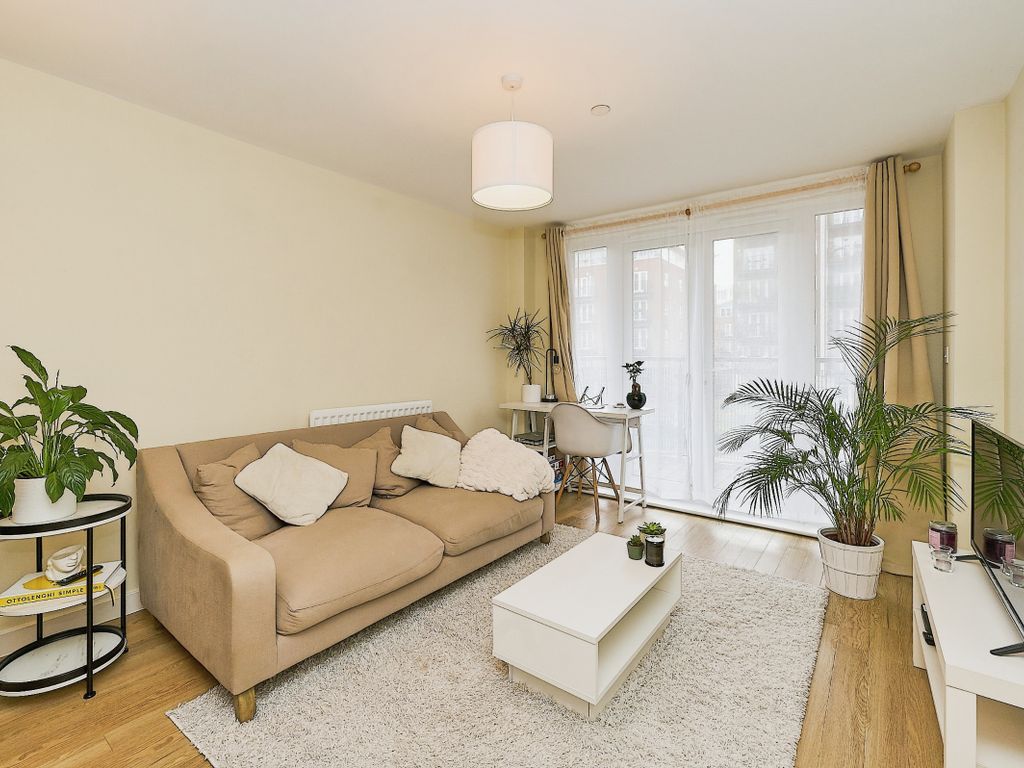 1 bed flat for sale in Skerne Road, Kingston Upon Thames KT2, £350,000