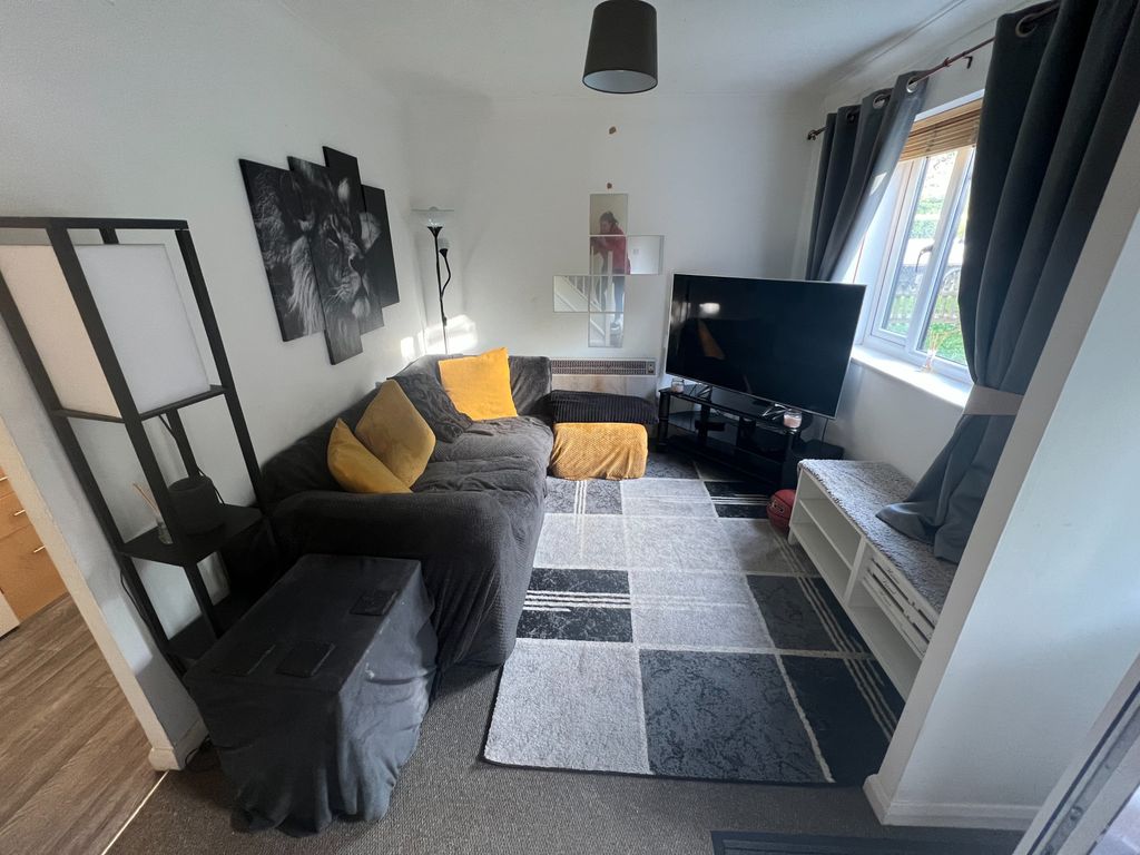 1 bed semi-detached house to rent in Rillington Gardens, Emerson Valley, Milton Keynes MK4, £925 pcm
