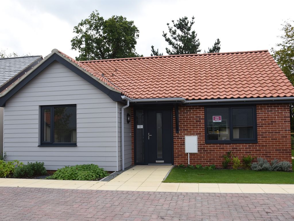 New home, 2 bed detached bungalow for sale in Ashtree Close, Reepham, Norwich NR10, £325,000