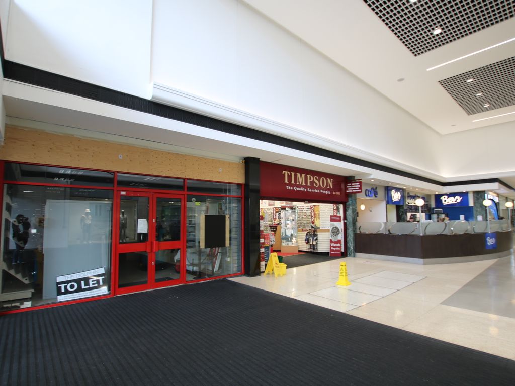 Retail premises to let in Unit 86, The Dolphin Shopping Centre, Poole BH15, £16,500 pa