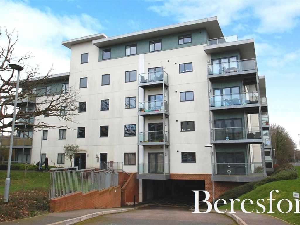 2 bed flat to rent in Adlington House, Rollason Way CM14, £1,500 pcm