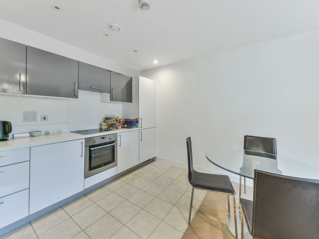 2 bed flat for sale in Nelson Walk, Bromley By Bow E3, £480,000