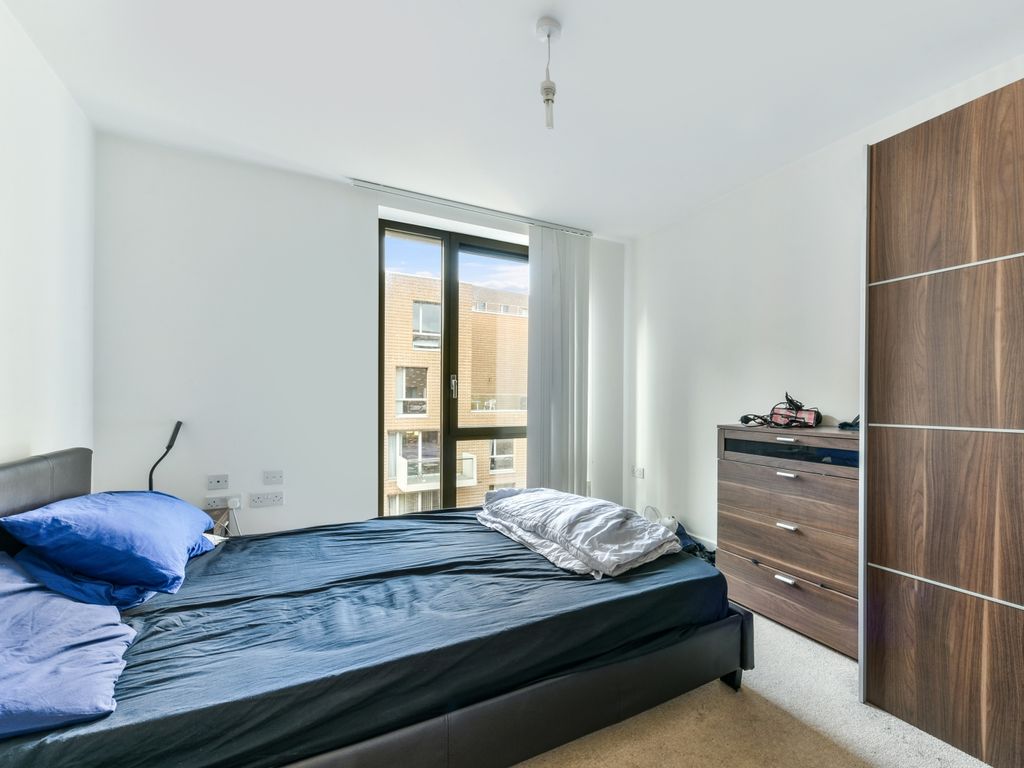 2 bed flat for sale in Nelson Walk, Bromley By Bow E3, £480,000