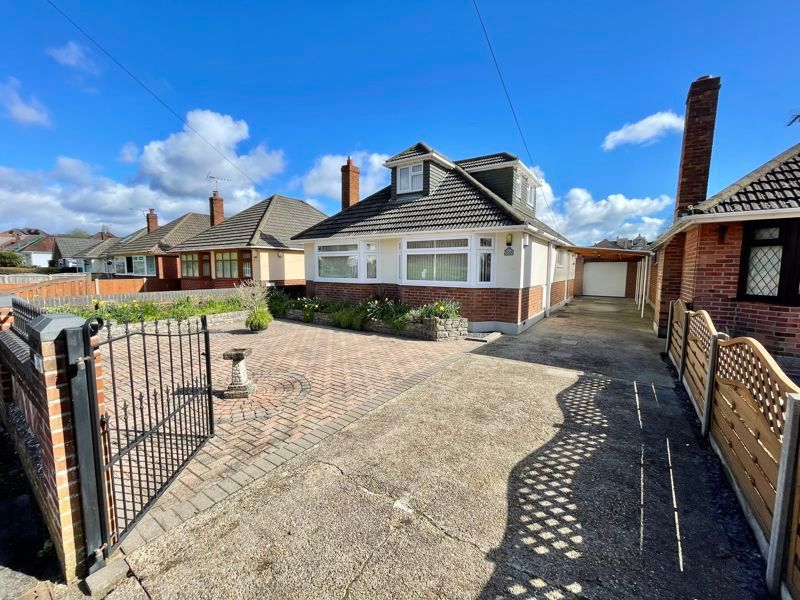 3 bed bungalow for sale in Victoria Road, Parkstone, Poole BH12, £450,000