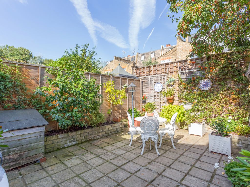 4 bed terraced house for sale in Ashcombe Street, London SW6, £1,695,000