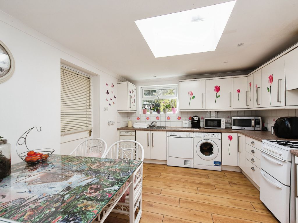 3 bed end terrace house for sale in Callow Hill, Virginia Water GU25, £785,000