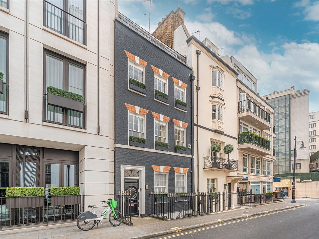 5 bed detached house to rent in Deanery Street, Mayfair, London W1K, £26,000 pcm