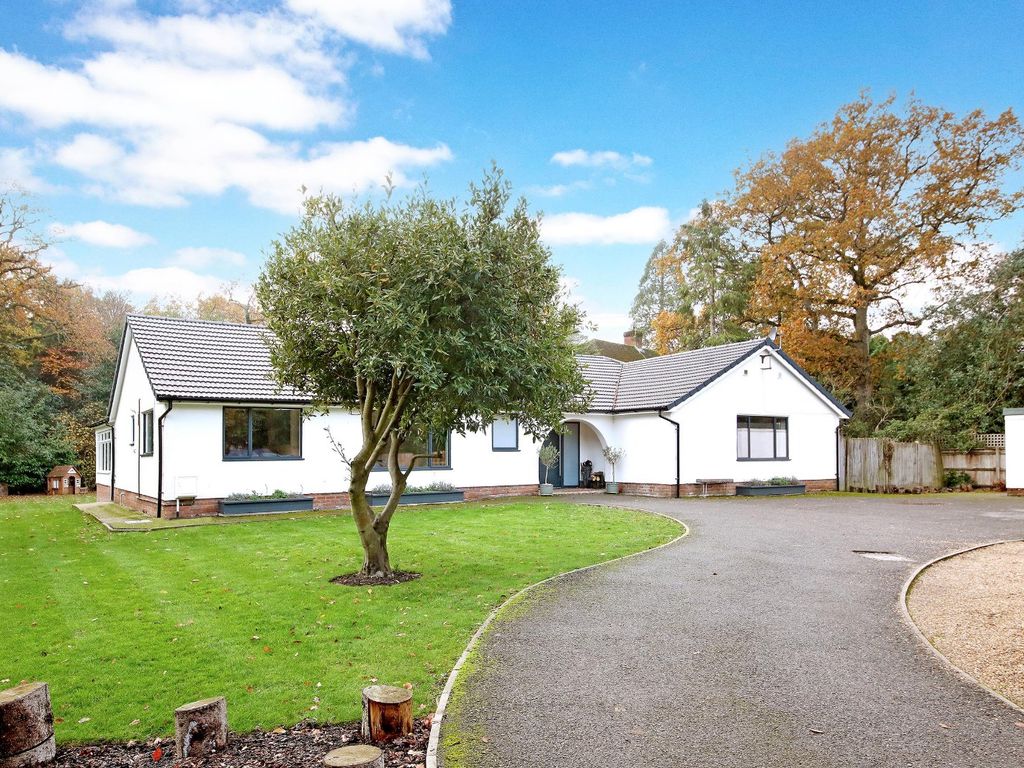 5 bed bungalow for sale in Templewood Lane, Farnham Common SL2, £1,500,000