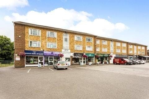 Office to let in 14 Hermitage Parade, High Street, Ascot SL5, £14,000 pa