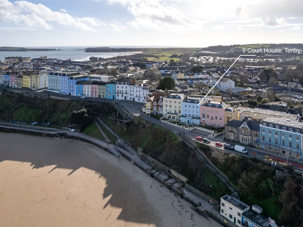 2 bed flat for sale in Flat 9, Croft House, The Croft, Tenby, Pembrokeshire SA70, £575,000