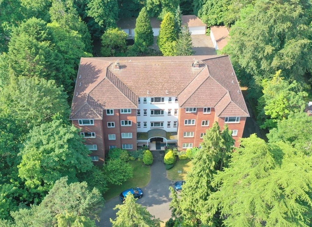 3 bed flat for sale in 4 Balcombe Road, Branksome Park, Poole BH13, £550,000