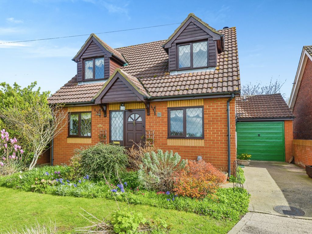 2 bed detached house for sale in Church Street, Tempsford, Sandy, Bedfordshire SG19, £350,000
