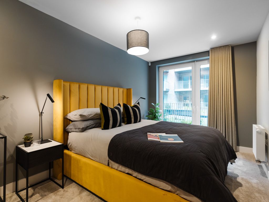 3 bed flat to rent in 2 Mcewan Walk, Edinburgh EH3, £2,975 pcm