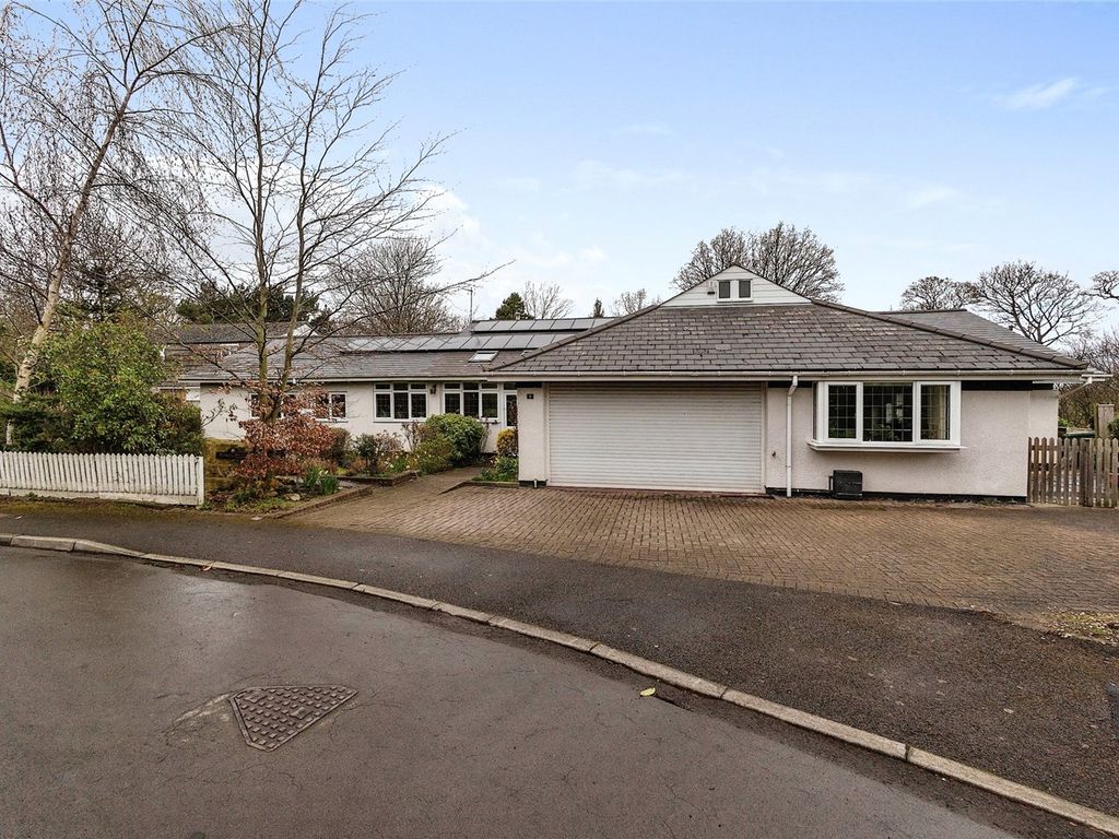 6 bed bungalow for sale in Hawthorn Grove, Yarm, Durham TS15, £900,000