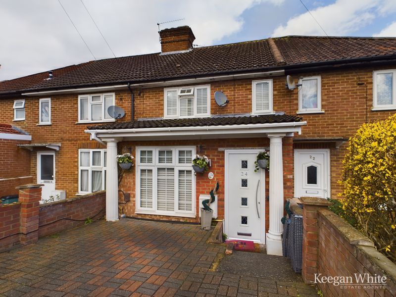 3 bed terraced house for sale in Spearing Road, High Wycombe HP12, £400,000