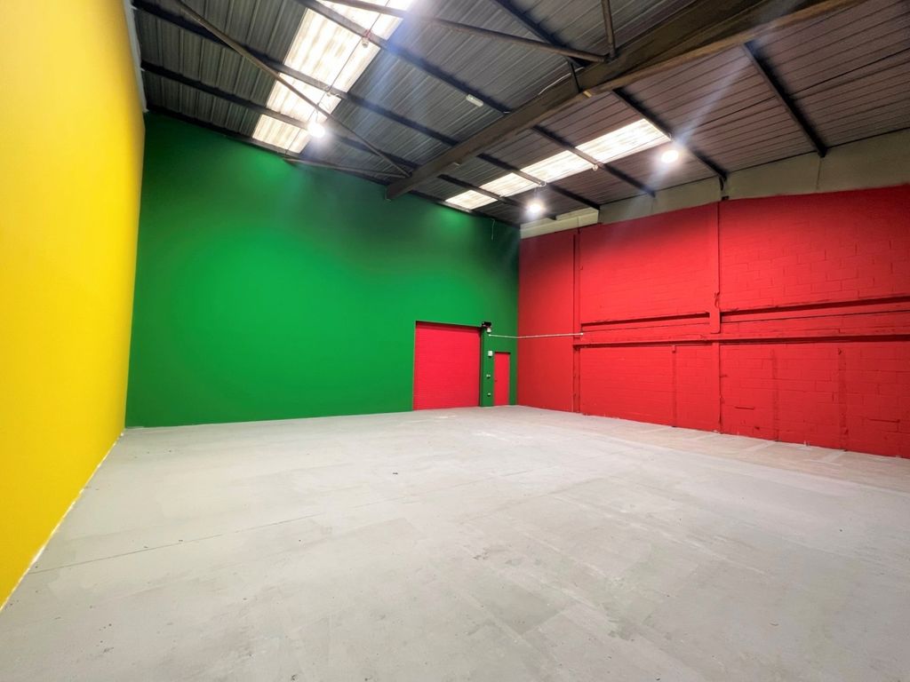 Warehouse to let in Adams Road, Workington CA14, £9,360 pa