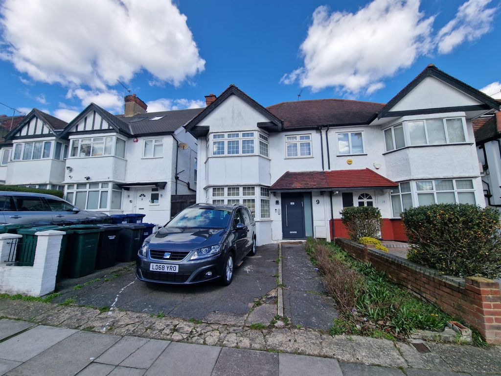 4 bed semi-detached house for sale in Holmfield Avenue, London NW4, £1,000,000